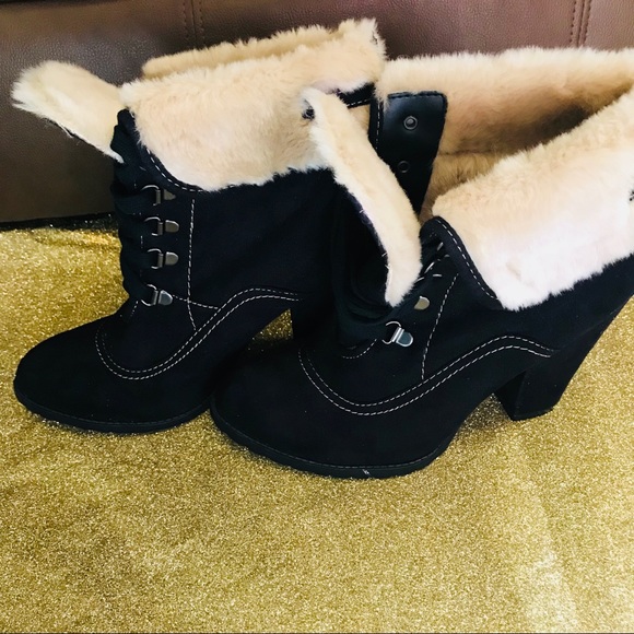 Trendy Ankle Boots Synthetic Suede - Picture 6 of 7